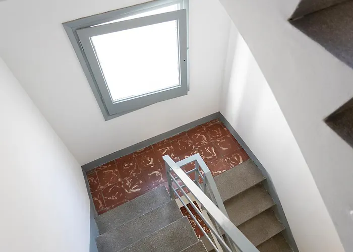 Lovely Attic With Terrace * Οσπιταλέτ ντε Λιοβρεγάτ